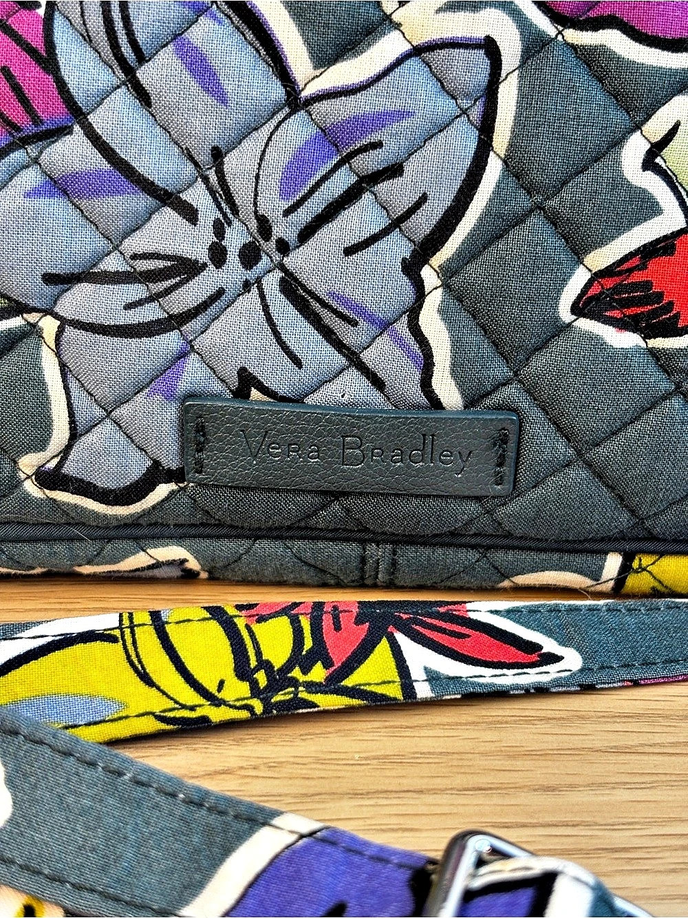 Vera Bradley Quilted “Falling Flowers” crossbody bag - Picture 5 of 9